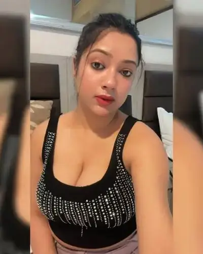 Call Girls Service Bhavra